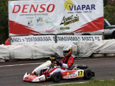 Paraná terá sete pilotos na maior prova de kart da América do Sul