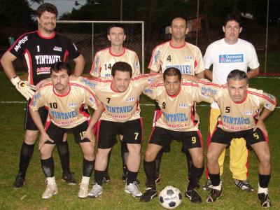 Comercial define primeiros classificados do Futebol Suíço