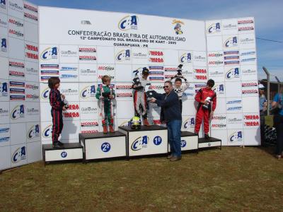 Gaúchos dominam a segunda etapa do Sul-brasileiro de Kart