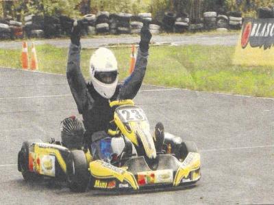 Mini M2 vence quatro provas do Campeonato Paraguaio de Kart