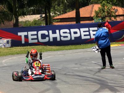 Nathaniel Bueno garante o 2º título do Paraná na Copa das Federações