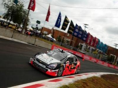 Átila Abreu larga na frente no GP da Stock Car em Ribeirão Preto