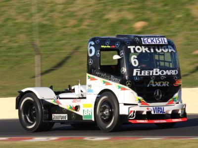 Cirino faz história em Interlagos