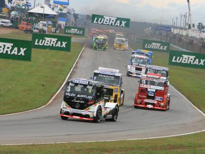 Piquet conquista 2º lugar na Fórmula Truck em Goiânia