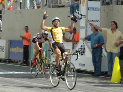 Cascavelense e tricampeão da Copa América de Ciclismo