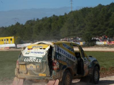 Brasileiros tombam no Rali Dakar