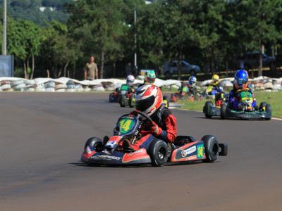 Foz do Iguaçu sedia domingo a	 3ª etapa da Copa Paraná de Kart