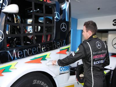 Treinos de Curitiba mostra evolução do Mercedes-Benz