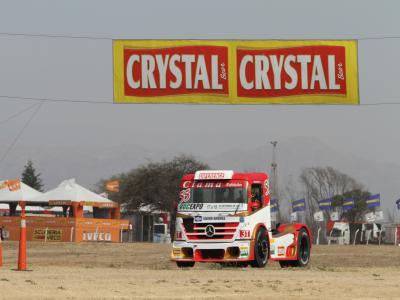 Paulo Salustino consegue primeira pole na Fórmula Truck