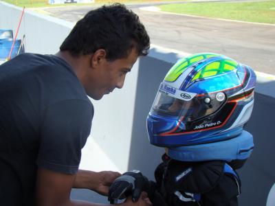 João Pedro Custódio estréia na Copa São Paulo Light de Kart