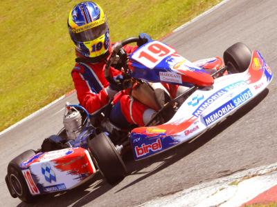 Renato Junior fará o Brasileiro de Kart em Volta Redonda