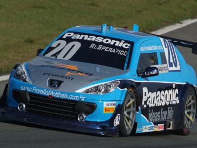 Ricardo Sperafico sobe 6 posições na classificação da Stock Car
