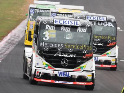 Piquet vence no Tarumã e volta a liderar a Fórmula Truck