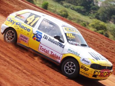 Lucas Bornemann corre no Paulista de Terra