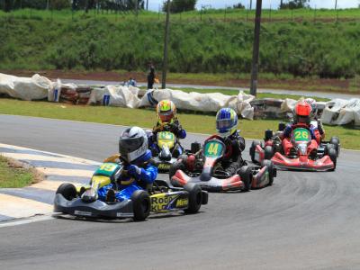 Paranaense de Kart começa em Maringá