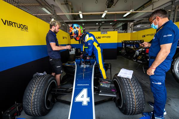 Drugovich participa dos testes coletivos da Fórmula 2 em Barcelona