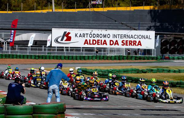 Domingo é dia de decisão na primeira temporada da V11 Aldeia Cup de Kart