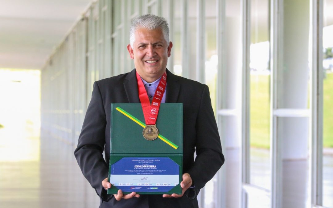 Professor de Cascavel é homenageado pela Câmara dos Deputados em Brasília