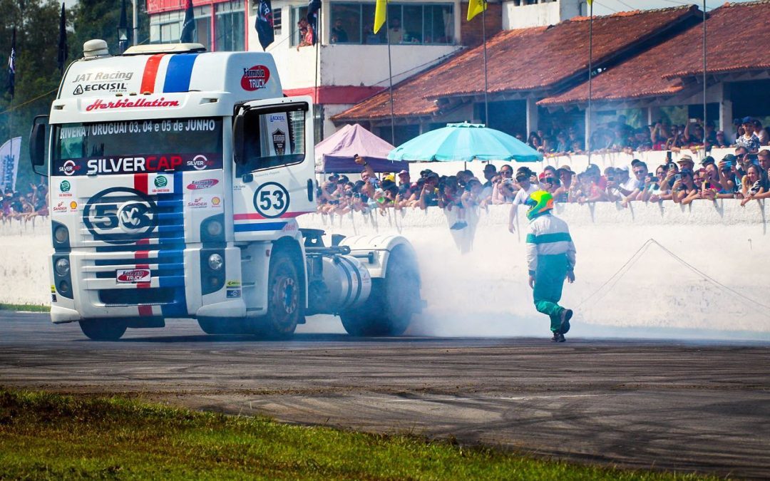 Fórmula Truck inicia a programação da etapa do Uruguai nesta sexta-feira