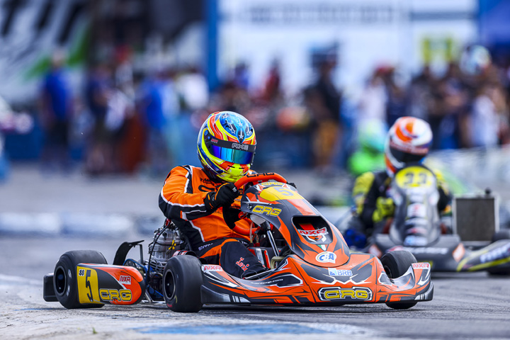 Ale Xavier é bicampeão da categoria Super Sênior na Copa Brasil de Kart