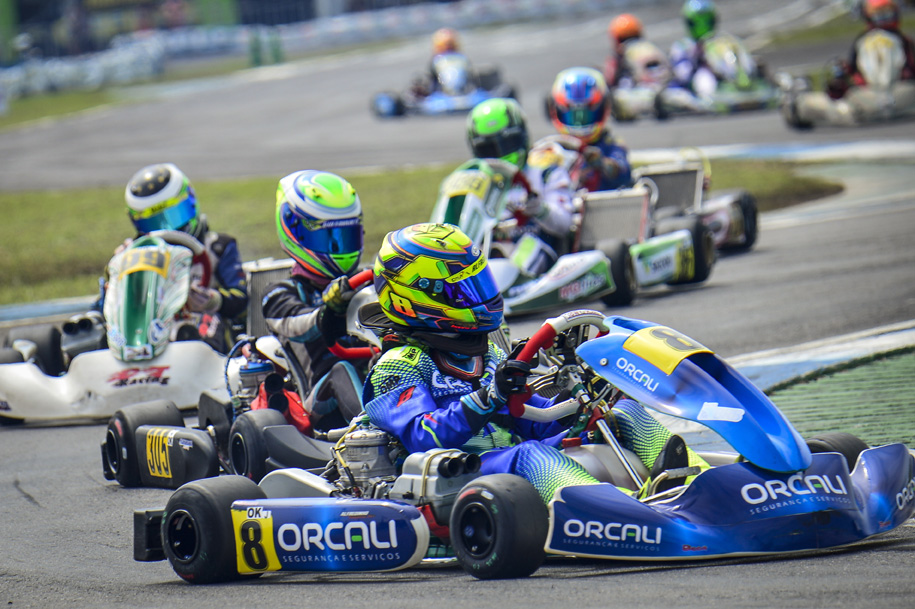 Com problema no motor, Ibiapina abandona a final da categoria Ok Júnior na Copa Brasil de Kart