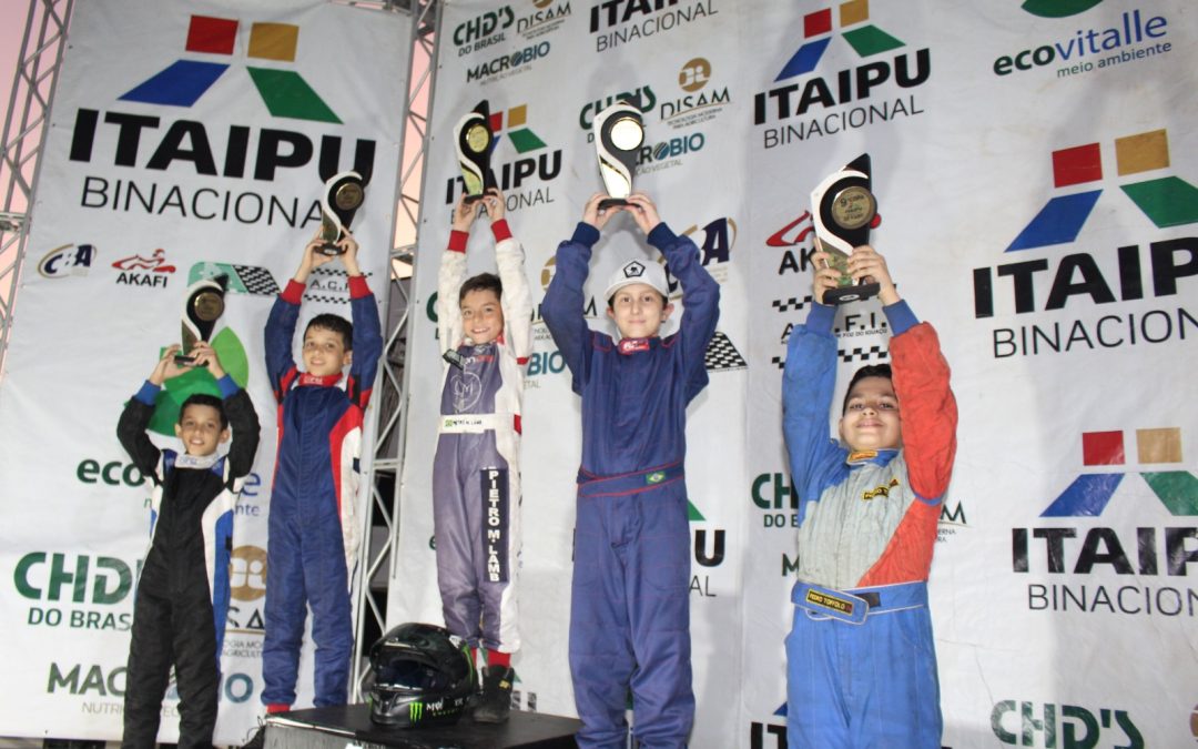 Pietro Lamb é o único a repetir vitória na Copa Itaipu de Kart