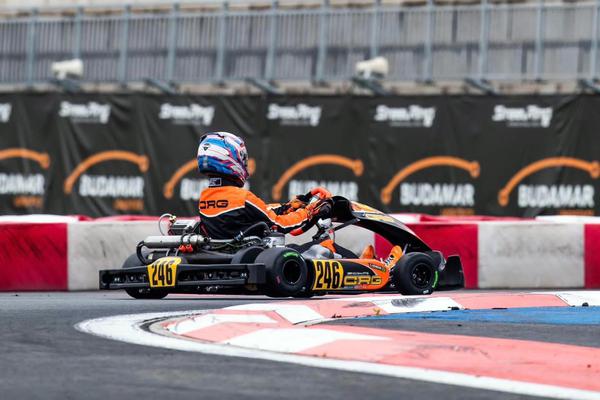 Gabriel Koenigkan surpreende e é destaque no Campeonato Europeu de Kart