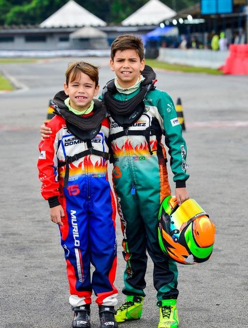 Irmãos Dominguez estreiam com pódio na Copa São Paulo Light de Kart