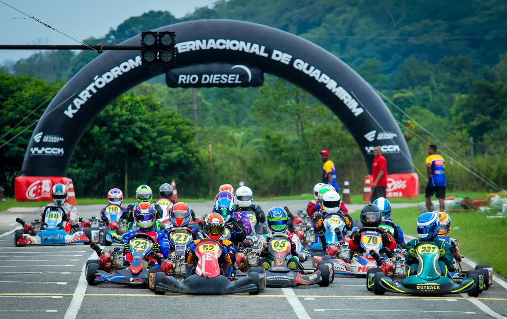 Traçado inédito é sucesso na abertura do Campeonato Carioca de Kart em Guapimirim