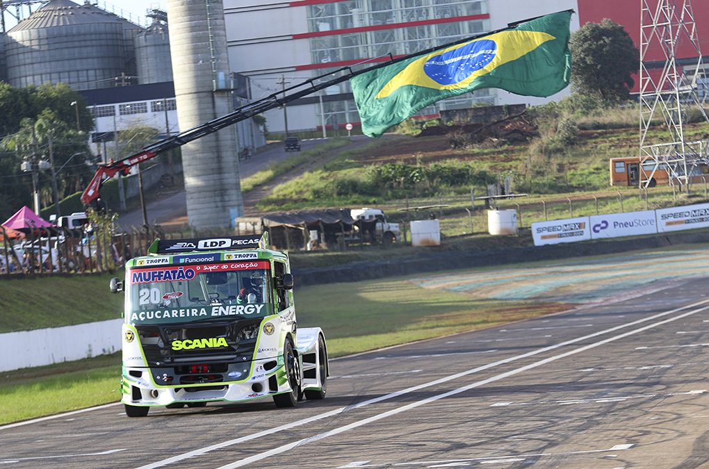 Fórmula Truck tem recorde de inscritos em Cascavel