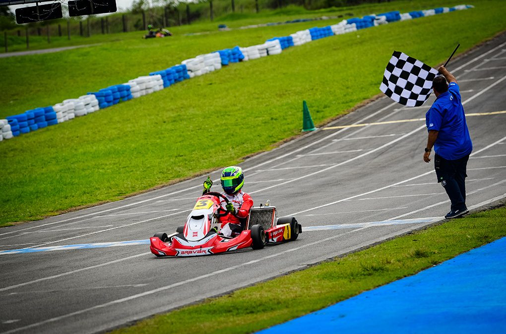 Firás Fahs é vice campeão no Open da Copa Brasil de Kart