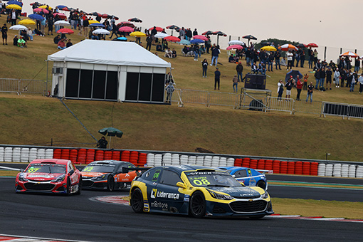 Ibiapina enaltece a experiência na etapa complicada da Stock Car Series no Velocittá