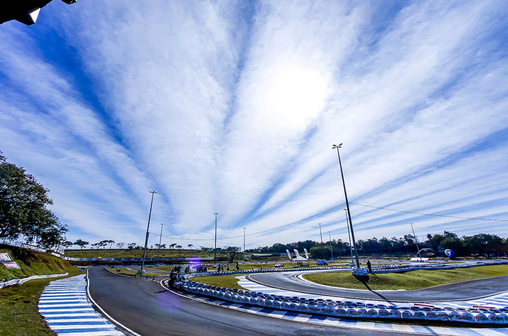 Paranaense Light de Kart terá a 3ª etapa neste sábado em Londrina