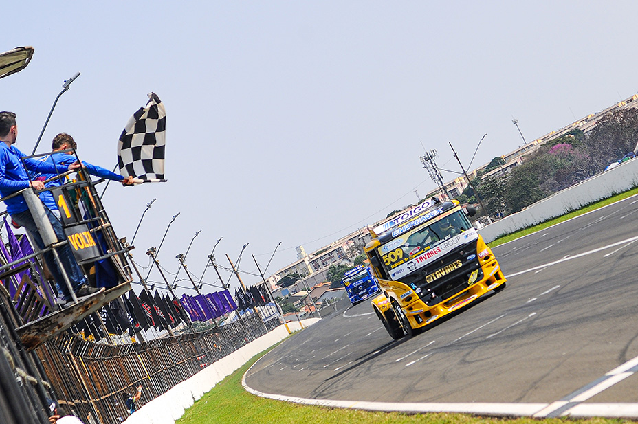 Geovani Tavares conquista sua 2ª vitória na	Fórmula Truck ao vencer a categoria F-Truck