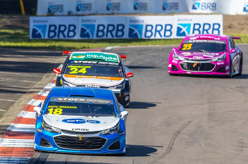 Pane na caixa de direção leva Myasava a abandonar a Stock Series no Velopark