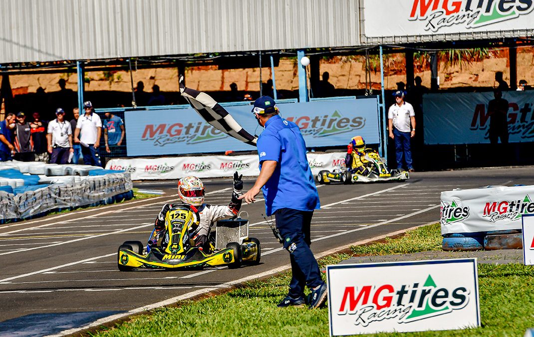 Quatro paranaenses são campeões no Brasileiro de Kart em Londrina